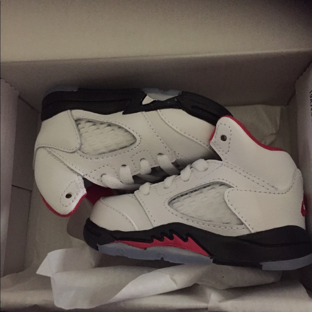 Toddler Jordan Retro 5